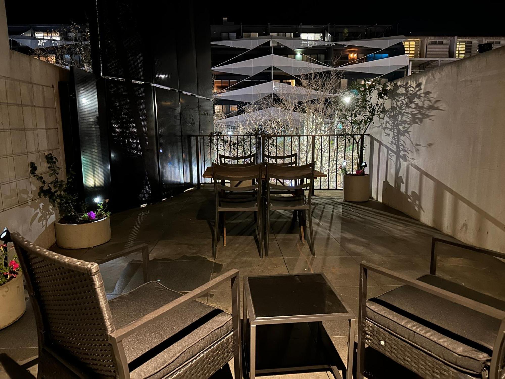 Palko - Luxury In The City Canberra Extérieur photo